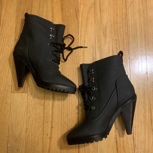 Veronica Beard IT 37 US 7 Charley Coated Leather Lace-Up Ankle Bootie Boots Goth - Picture 3 of 13